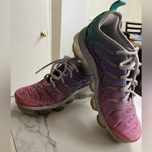 Nike Women’s Air Vapor max plus